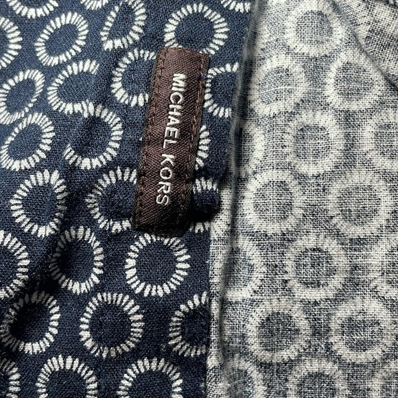 Michael Kors navy with white circle print s/s sz S - Picture 4 of 5